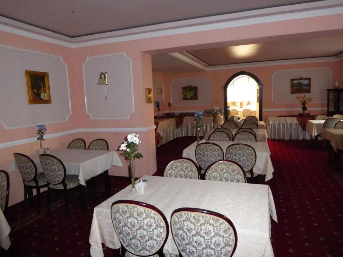 Bed and Breakfast Viilla Rezidence Кудова-Здруй Экстерьер фото